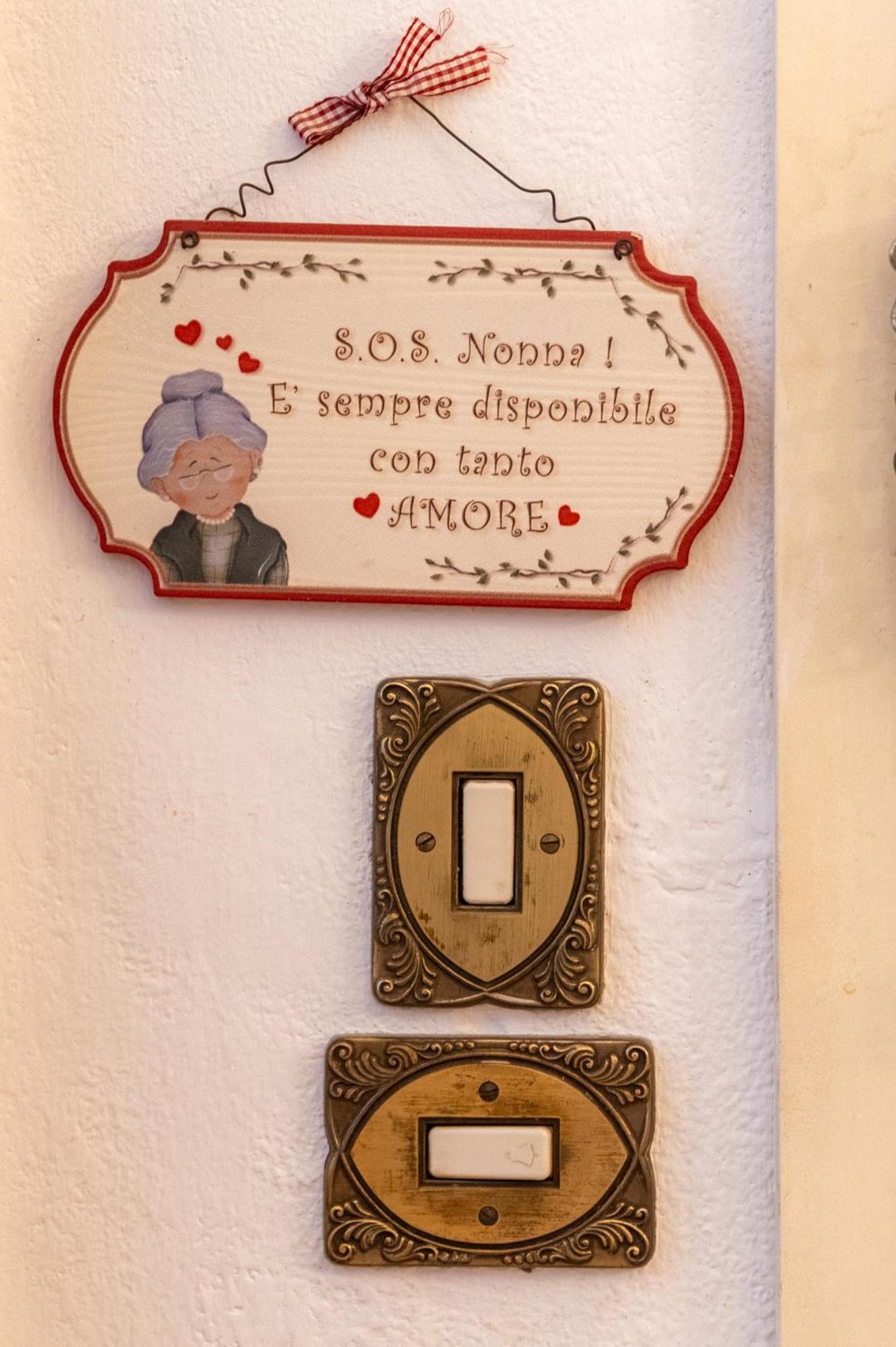 Maison D' Ofelia Киавари Екстериор снимка